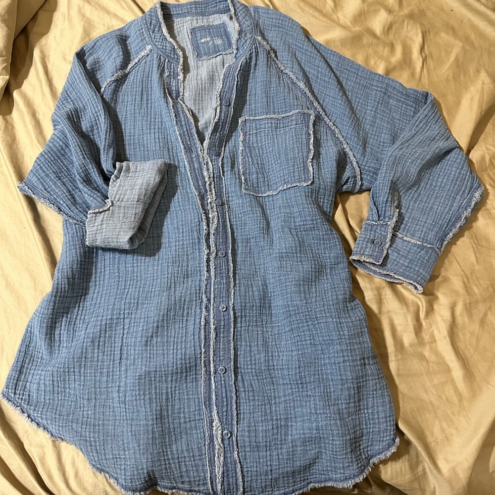 Aerie pool-to-party button up in denim cotton gauze